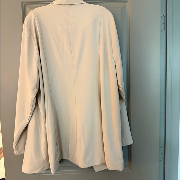 Torrid Cream Blazer - Picture 5 of 5